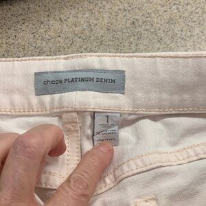 Chicos platinum Ankle pant  blush colored  jeans size 1 with stretch